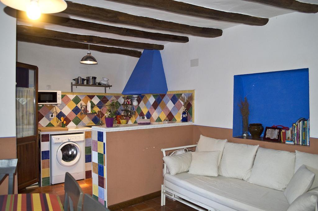 Casa Rural Los Lilos Gotor Номер фото